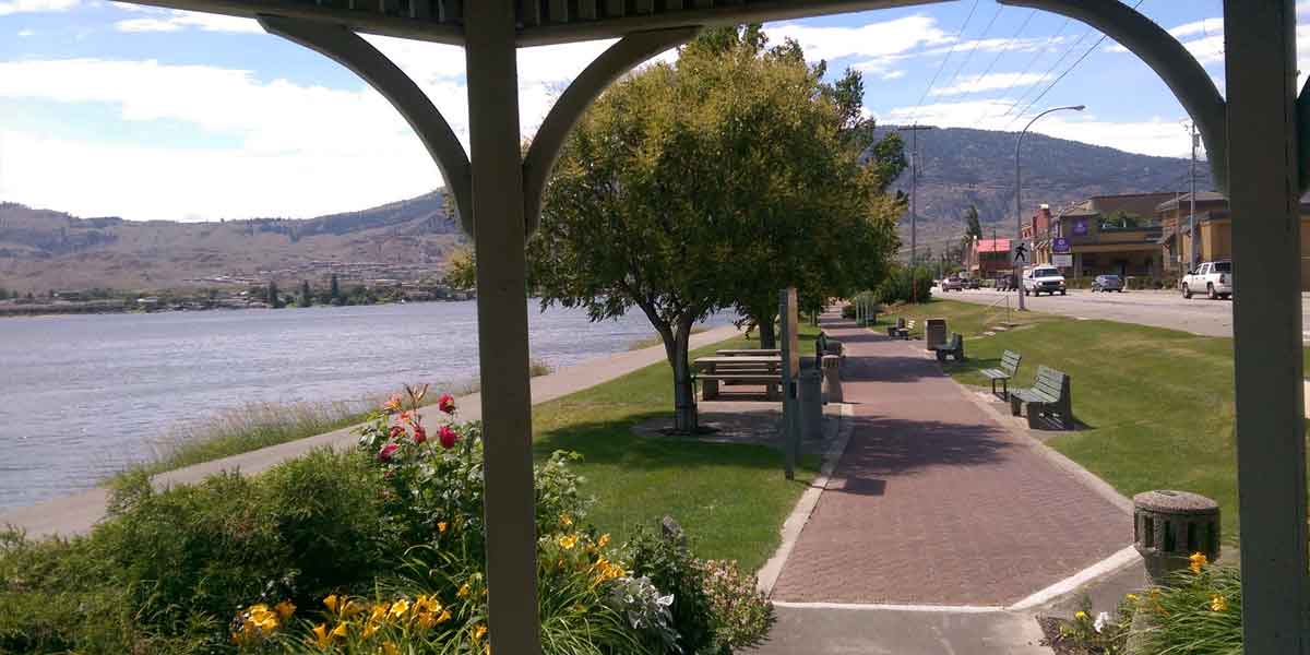 local-amenities-pioneerparkway Lakeshore Villas Resort - Pioneer Parkway